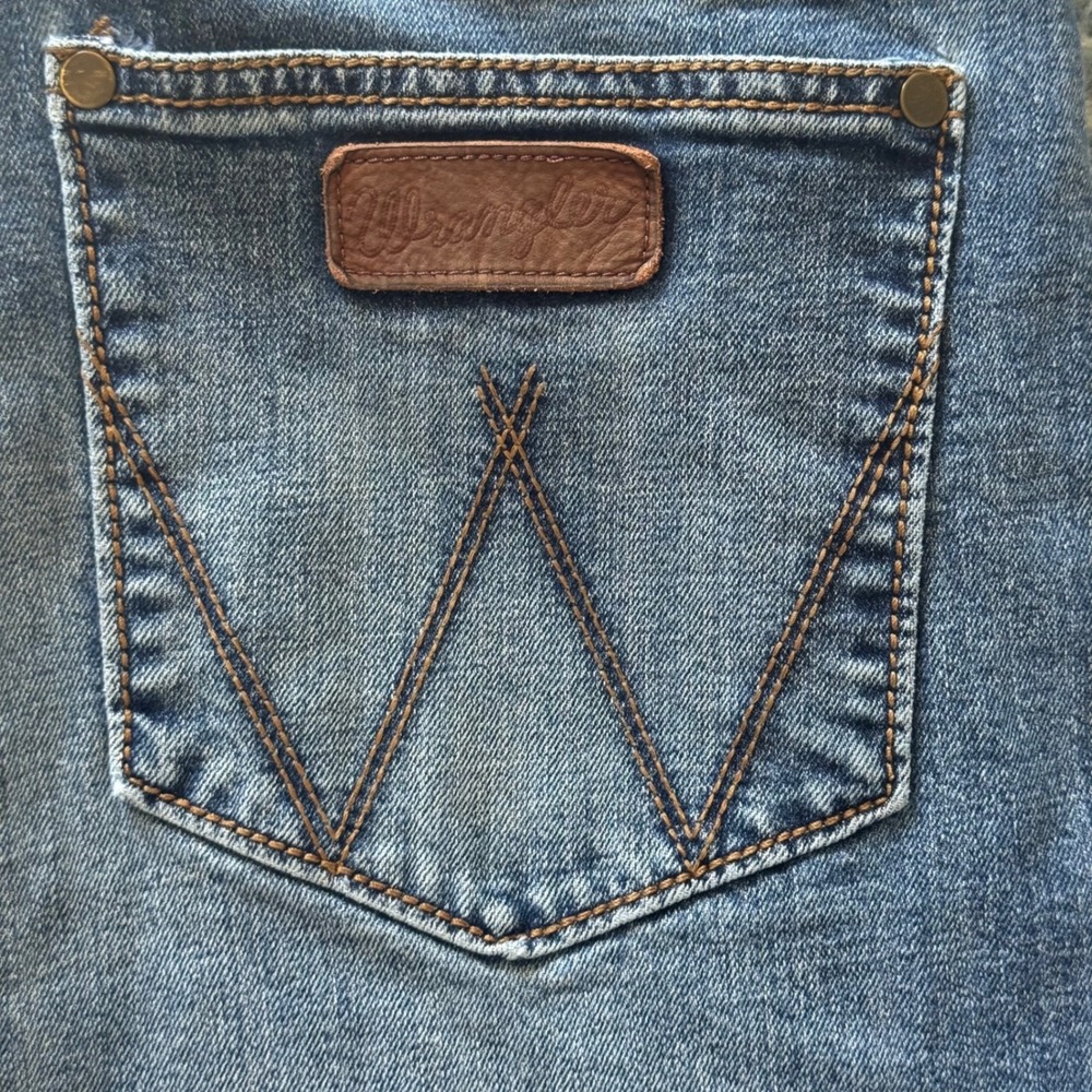 Wrangler Retro Slim Straight Jeans Mens 32x36 Blue Denim WLT88BZ Western Cowoy - Picture 4 of 9